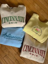 Load image into Gallery viewer, Cincinnati Ohio Crewneck