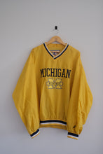 Load image into Gallery viewer, XL - Vintage Michigan Wolverines Windbreaker