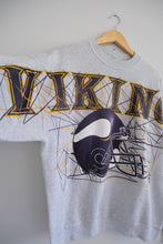 Load image into Gallery viewer, XL - Vintage Minnesota Vikings Spellout Crewneck