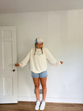 Load image into Gallery viewer, "Easily Distracted by Shells" Linen Balloon Sleeve Crewneck 🐚