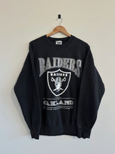 Load image into Gallery viewer, XL - Vintage Oakland Raiders 1997 Crewneck