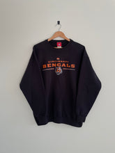 Load image into Gallery viewer, L - Vintage Cincinnati Bengals Crewneck
