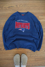 Load image into Gallery viewer, Vintage New England Patriots Galt Sand crewneck sweatshirt, size XL, photo 4 of 4

