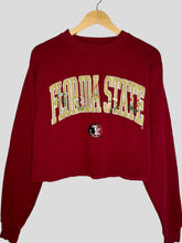 Load image into Gallery viewer, M - Vintage Florida State Floral Cropped Crewneck
