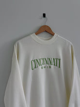 Load image into Gallery viewer, Cincinnati Ohio Crewneck - Light Green
