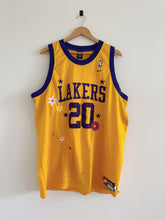 Load image into Gallery viewer, 2XL - Vintage LA Lakers Floral Jersey
