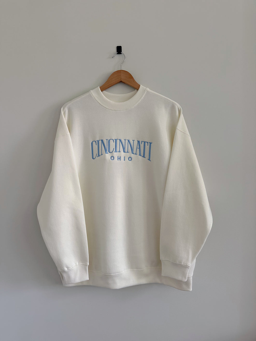 Cincinnati Ohio Crewneck - Sky Blue