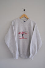 Load image into Gallery viewer, L - Vintage Cincinnati Bearcats Crewneck
