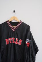 Load image into Gallery viewer, S - Vintage Chicago Bulls Windbreaker
