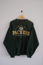 Load image into Gallery viewer, L - Vintage Green Bay Packers Crewneck

