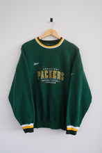 Load image into Gallery viewer, L/XL - Vintage Green Bay Packers Crewneck
