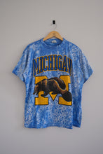 Load image into Gallery viewer, XL - Vintage Michigan Wolverines T-Shirt
