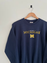 Load image into Gallery viewer, M - Vintage Michigan Wolverines Crewneck
