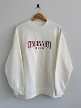 Load image into Gallery viewer, Cincinnati Ohio Crewneck - Maroon
