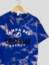 Load image into Gallery viewer, M/L - Tampa Bay Lightning T-Shirt
