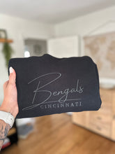 Load image into Gallery viewer, Cincinnati Bengals Black Crewneck
