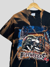 Load image into Gallery viewer, M/L - Vintage Tampa Bay Buccaneers T-Shirt
