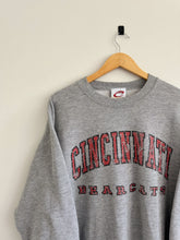 Load image into Gallery viewer, XL - Vintage Cincinnati Bearcats Crewneck
