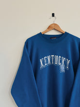 Load image into Gallery viewer, 2XL - Vintage Kentucky Wildcats Crewneck

