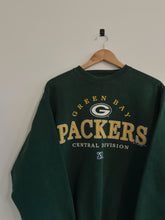 Load image into Gallery viewer, M/L - Vintage Green Bay Packers 1996 Crewneck
